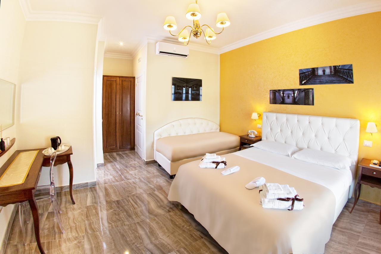 Neapolitantrips Hotel Bagian luar foto