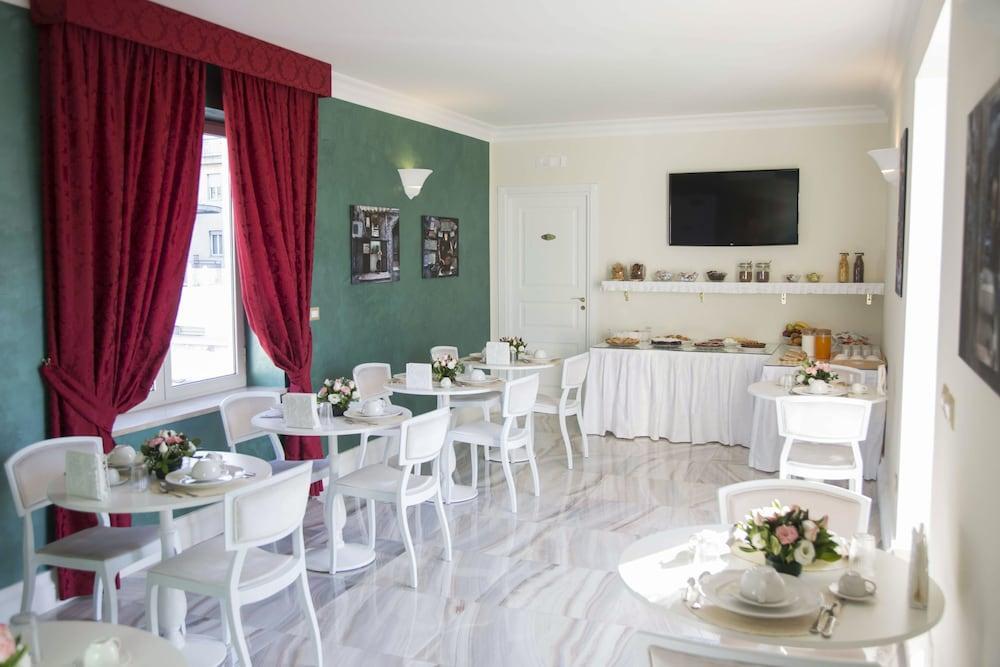 Neapolitantrips Hotel Bagian luar foto